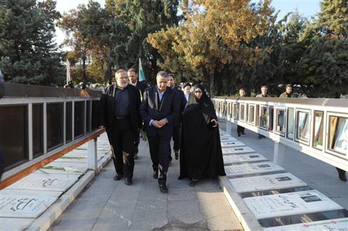 حضور رییس ‌سازمان انرژی اتمی ایران در گلزار شهدای قزوین 