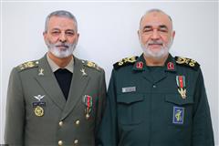 پیام تبریک رییس سازمان انرژی اتمی به فرماندهان سپاه پاسداران و ارتش جمهوری اسلامی ایران